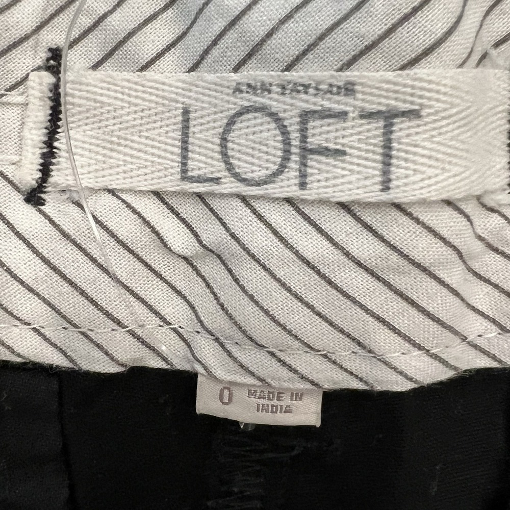 Lot Of 2 Anne Taylor Loft Chino Shorts Size 0 - Picture 3 of 11